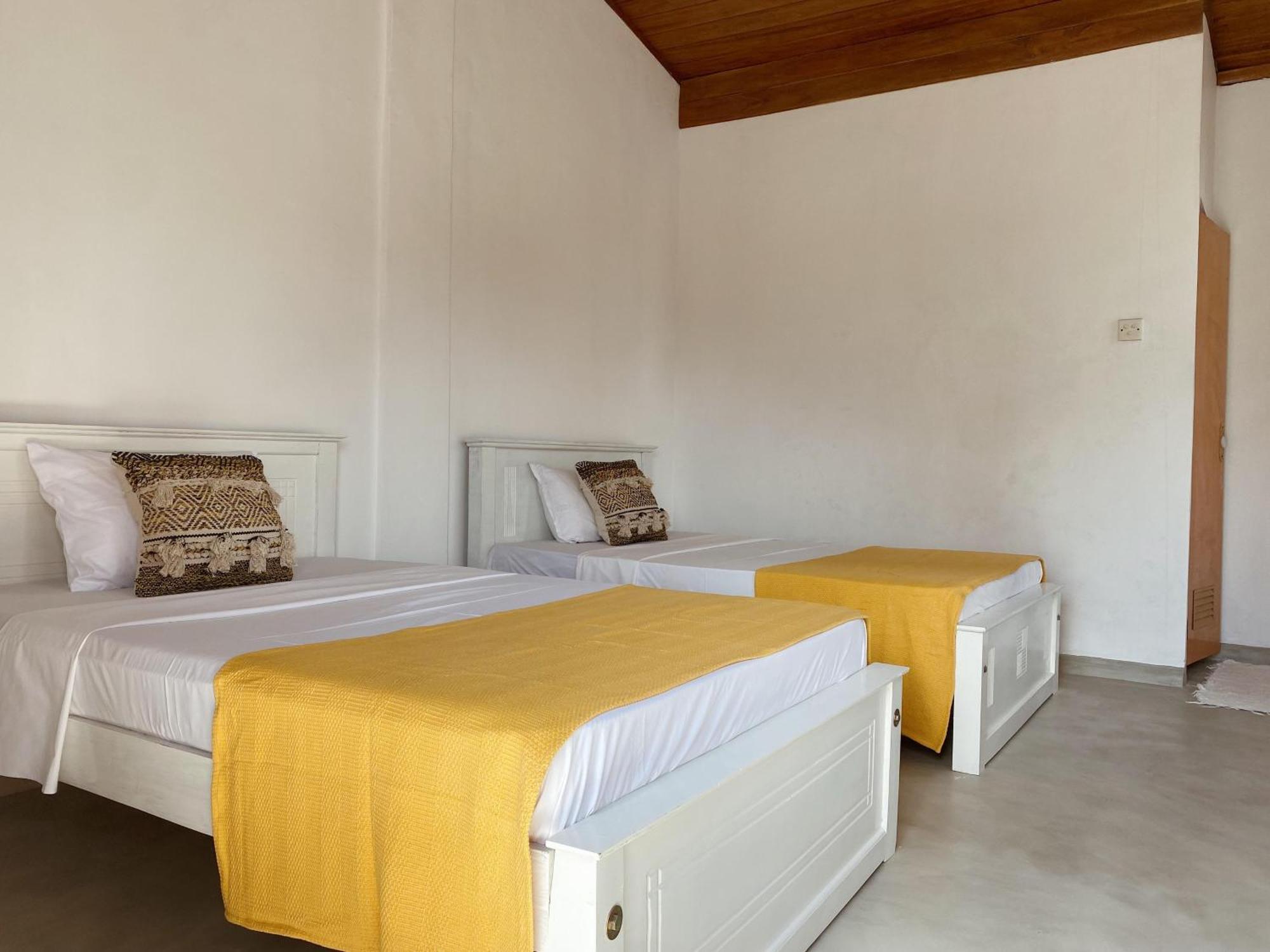 Together Beach House Midigama East Dış mekan fotoğraf
